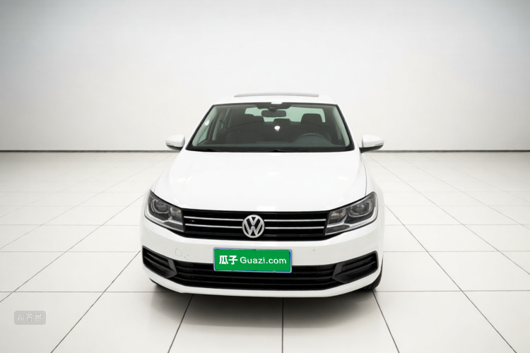 Volkswagen Santana 2020 car image #2