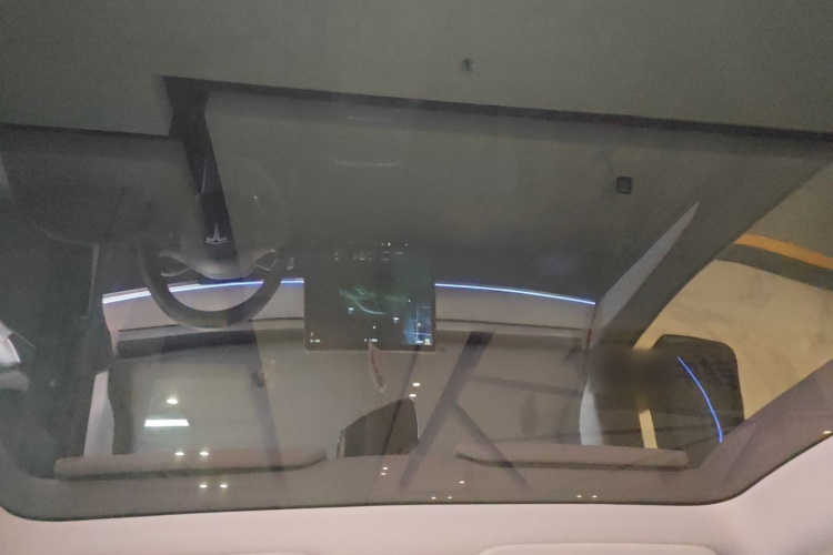 Tesla Model Y 2024 #18 Tesla Model Y 2024 car image #18