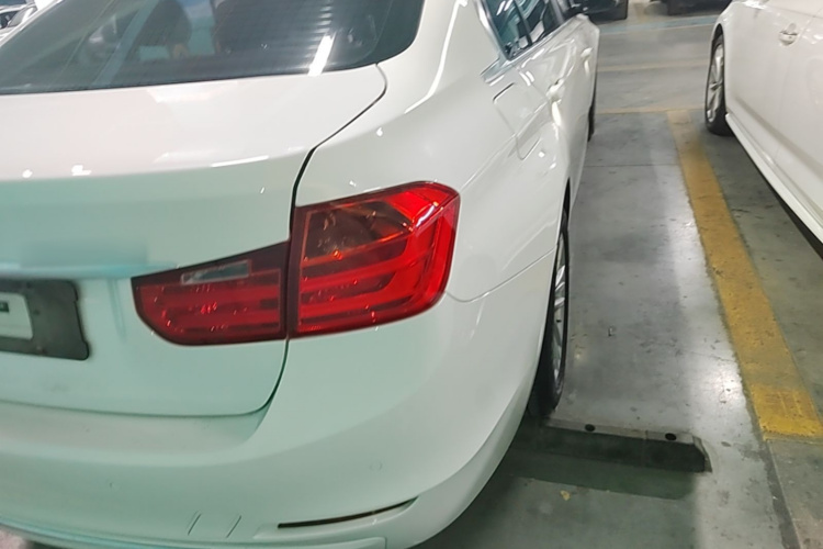 BMW 3 Series 2015 car image #8
