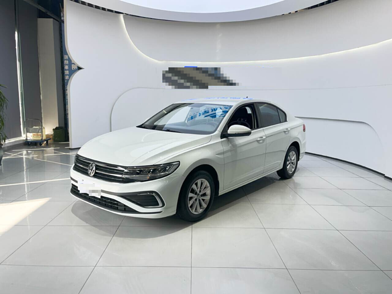 Volkswagen Bora 2024 car image #2