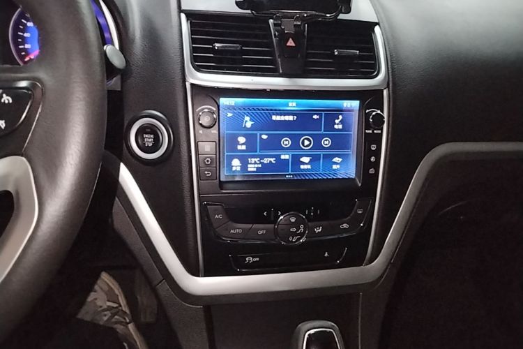 GEELY Emgrand 2016 #13 GEELY Emgrand 2016 car image #13