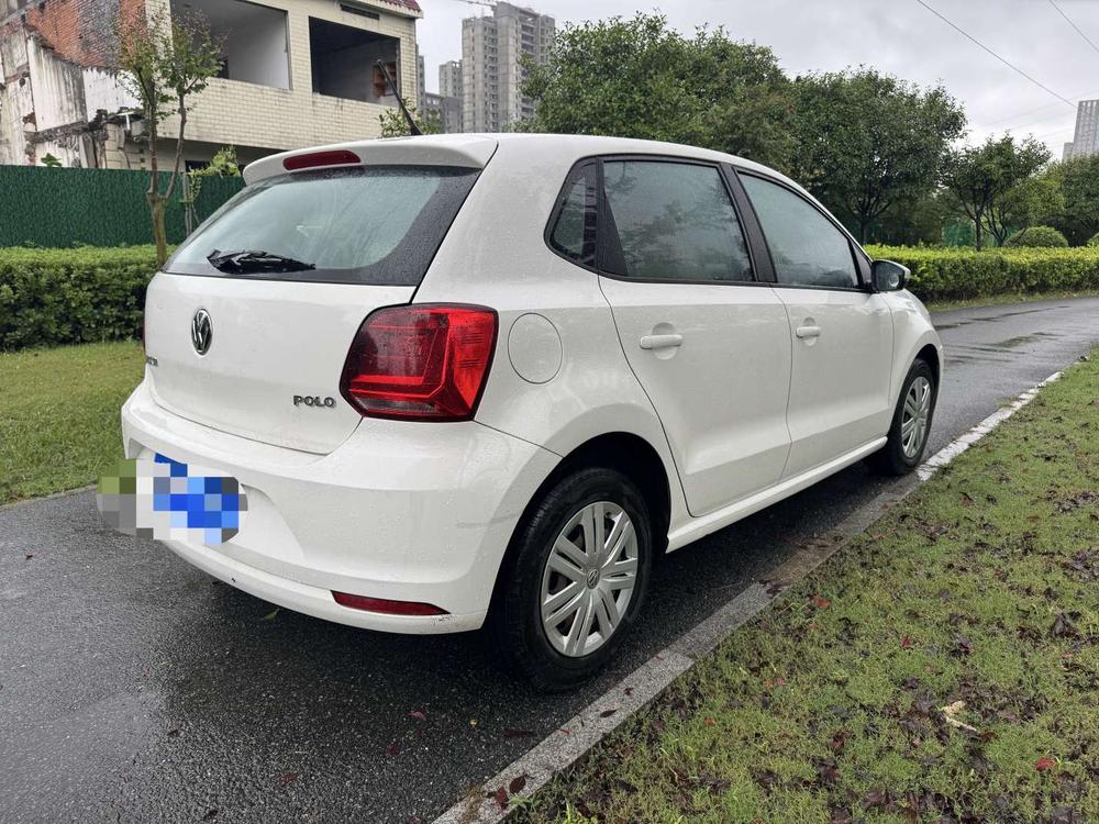 Volkswagen Polo 2017 car image #5