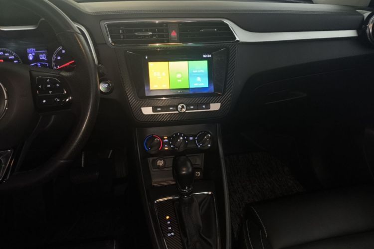 MG ZS 2019 #13 MG ZS 2019 car image #13