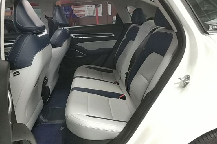 GEELY Emgrand 2022 #17 GEELY Emgrand 2022 car image #17