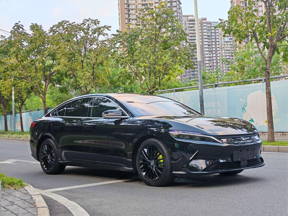 BYD Han 2022 #3 BYD Han 2022 car image #3