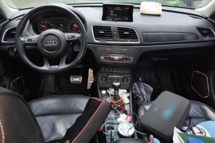 Audi Q3 2018 #12 Audi Q3 2018 car image #12