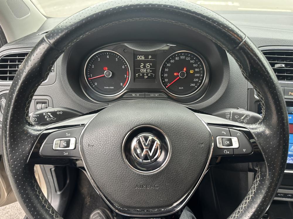 Volkswagen Polo 2015 #9 Volkswagen Polo 2015 car image #9