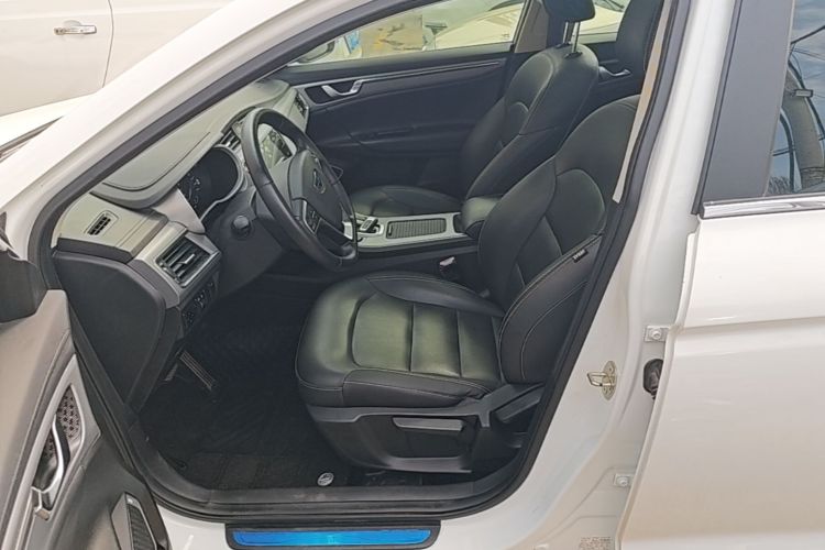 GEELY Emgrand GL 2019 car image #15