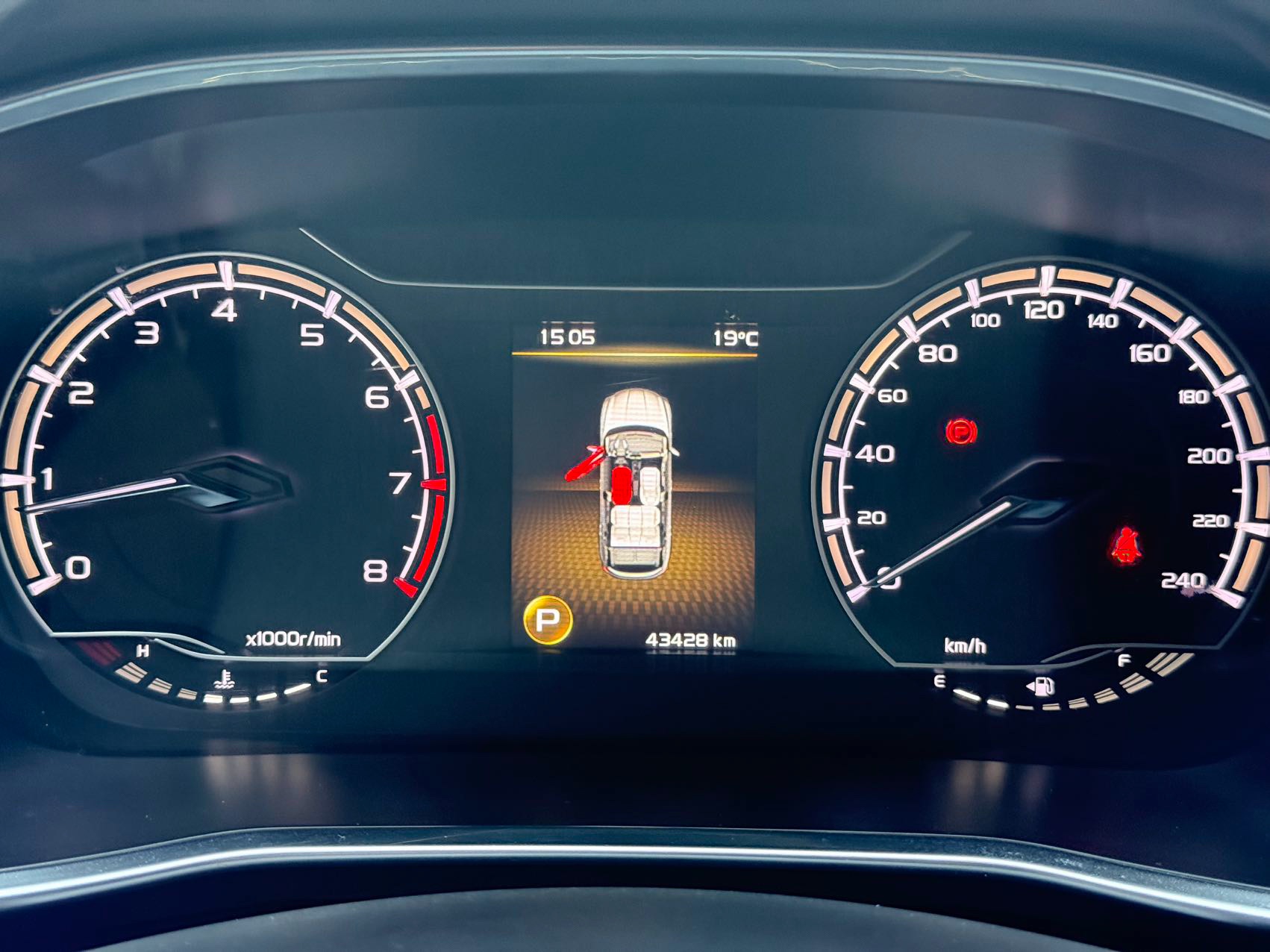 GEELY Coolray 2022 #19 GEELY Coolray 2022 car image #19
