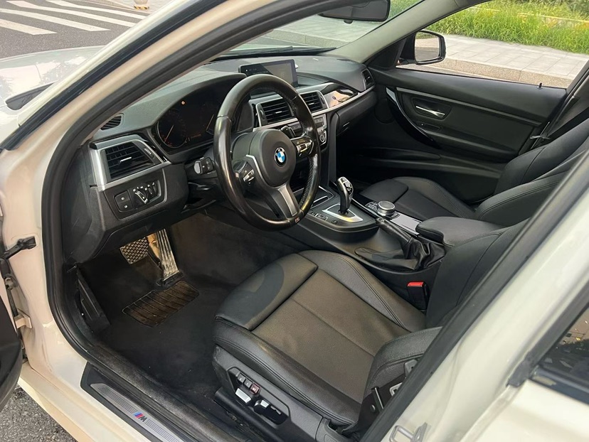 BMW 3 Series 2019 #5 BMW 3 Series 2019 car image #5