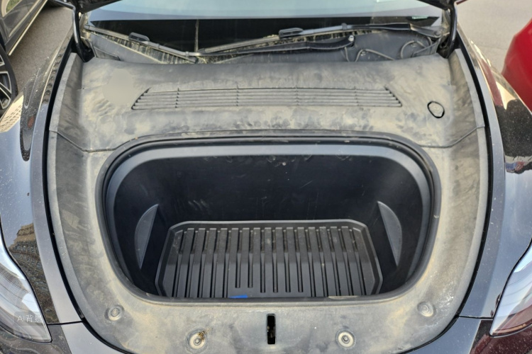 Tesla Model Y 2022 #22 Tesla Model Y 2022 car image #22