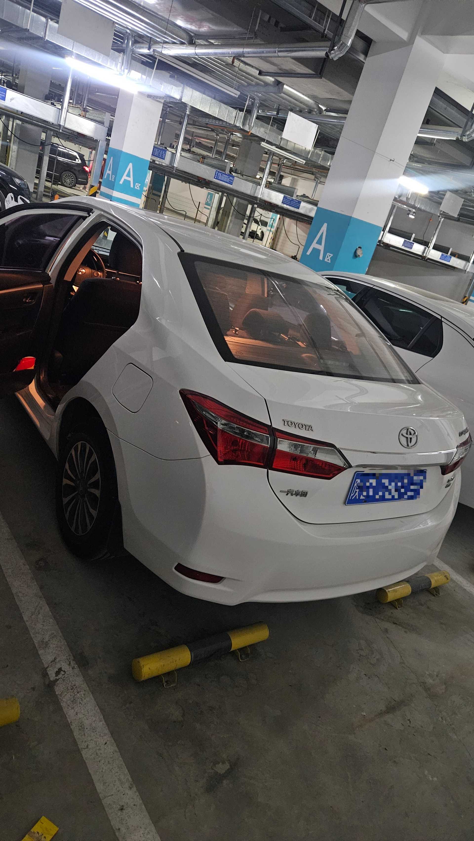 Toyota Corolla 2018 imagen de coche #2