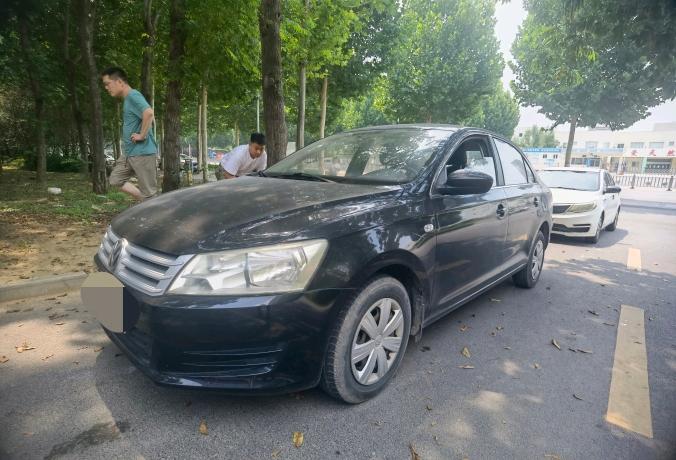 Volkswagen Santana 2014 car image 