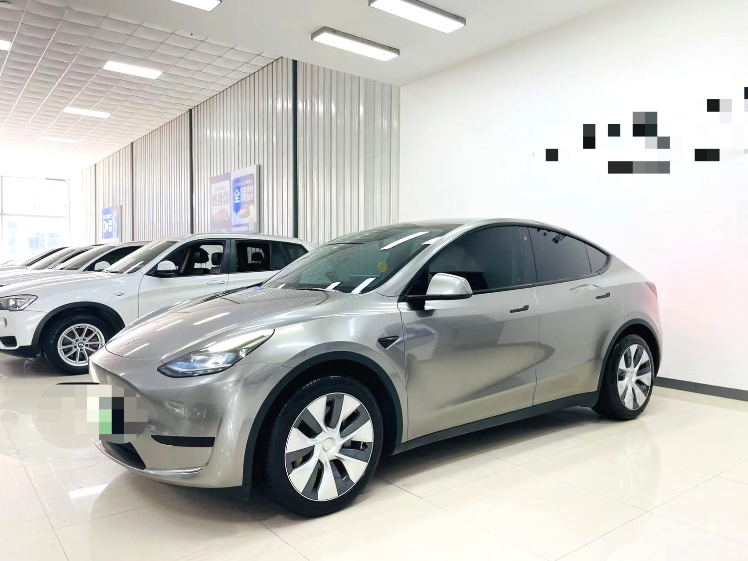 Tesla Model Y 2022 Tesla Model Y 2022 car image