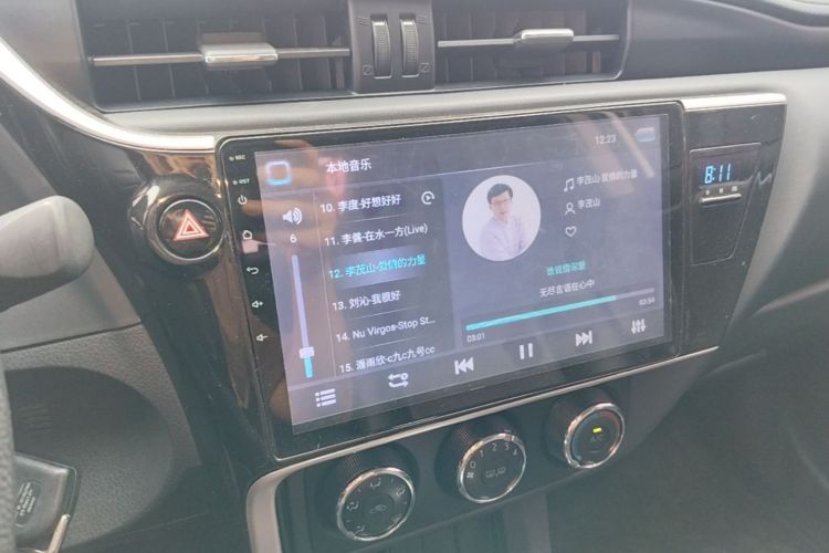Toyota Corolla 2018 #13 Toyota Corolla 2018 car image #13