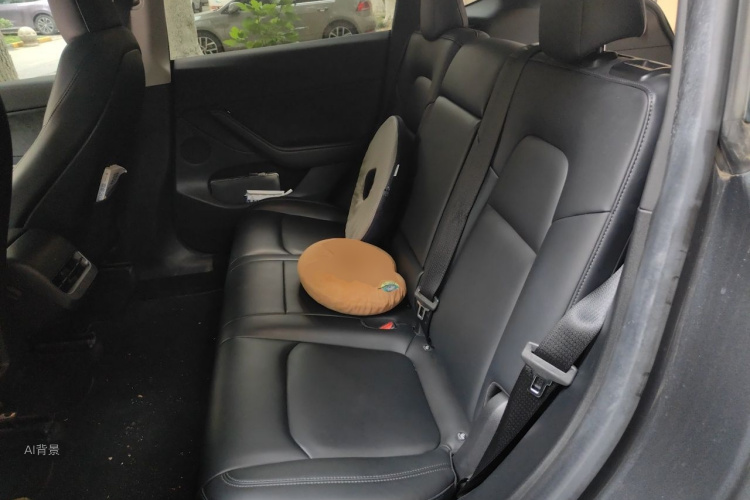 Tesla Model Y 2022 #19 Tesla Model Y 2022 car image #19