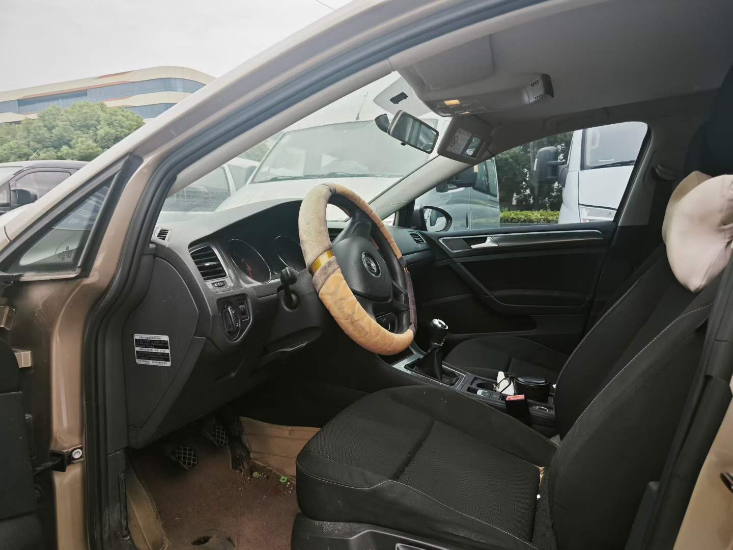 Volkswagen Golf 2014 car image #7