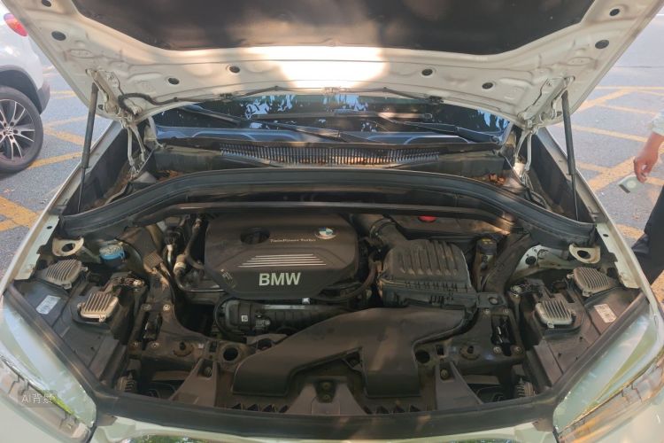 BMW X1 2018 immagine di auto #22
