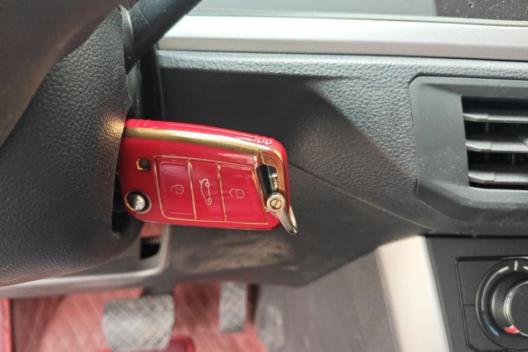 Volkswagen Polo 2024 car image #9