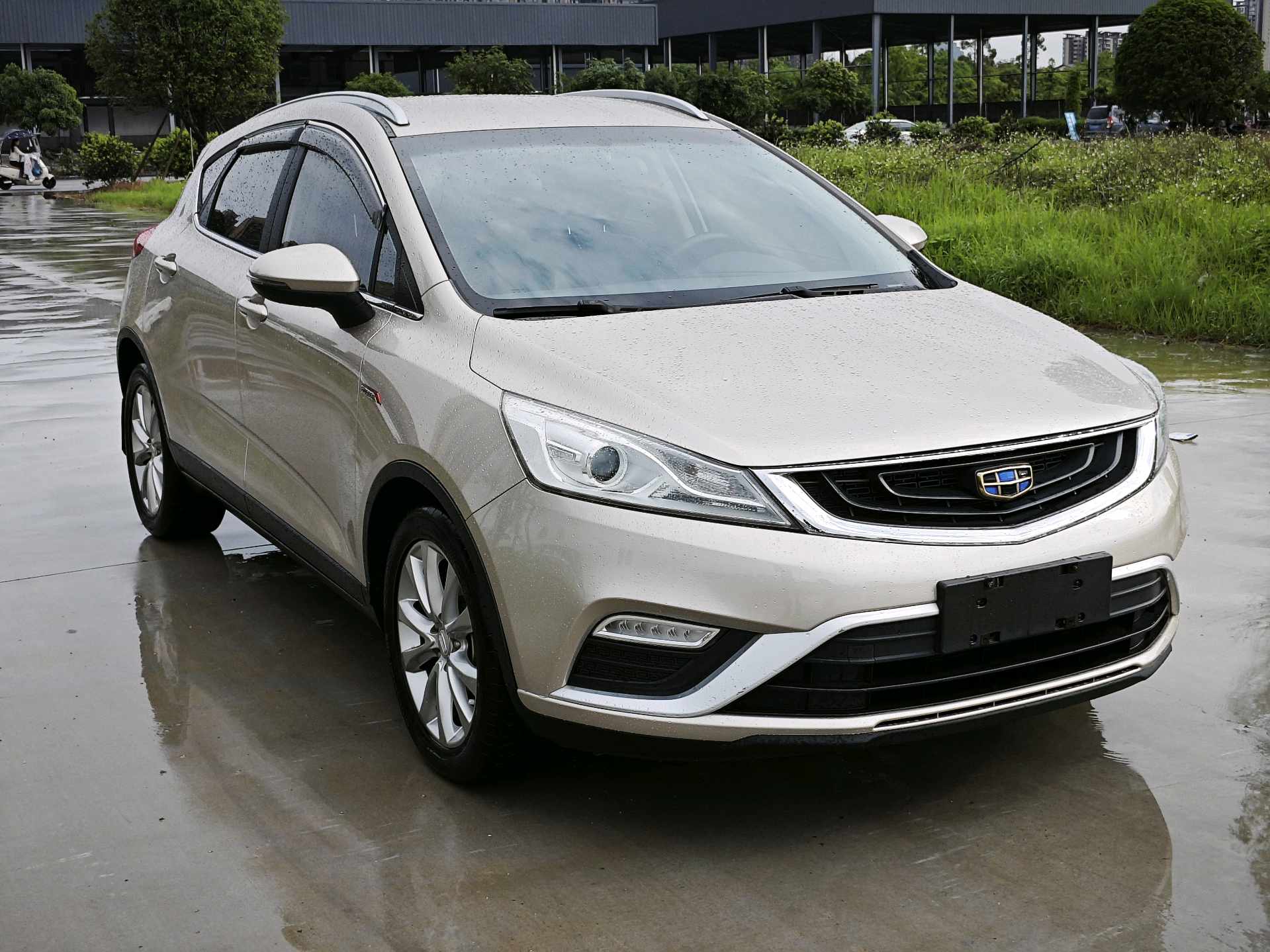 GEELY Emgrand GS 2017 car image #3