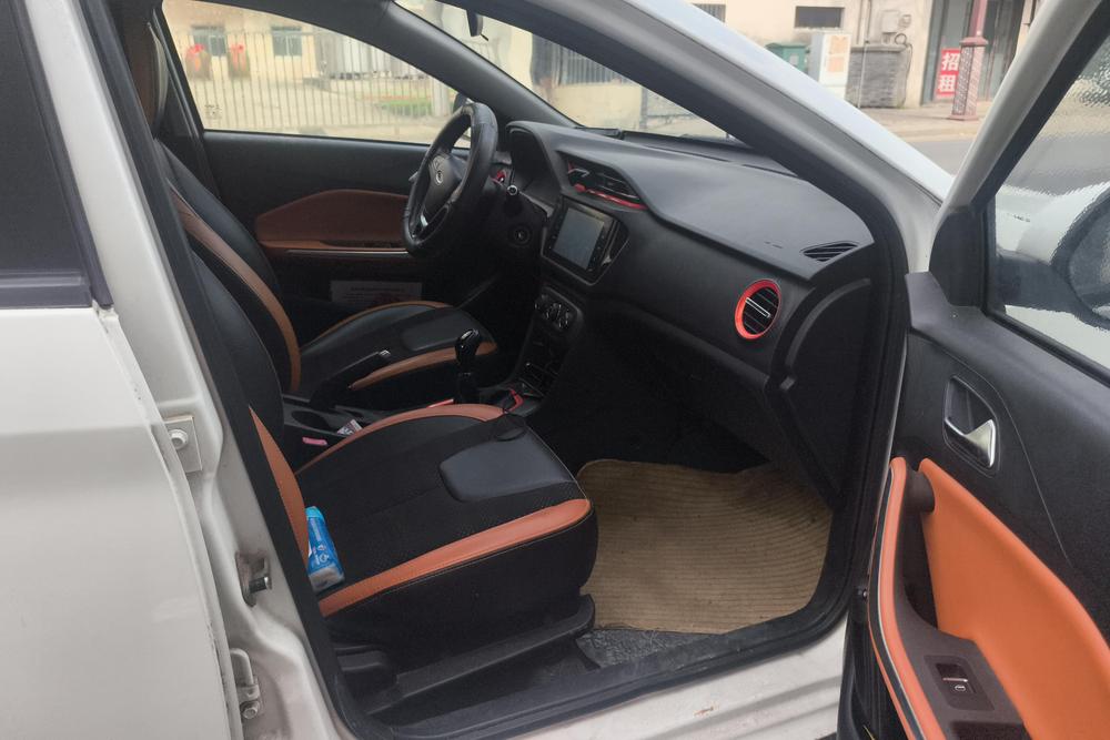 Chery Tiggo 3x 2017 immagine di auto #12