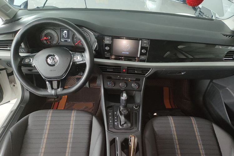 Volkswagen Lavida 2021 #10 Volkswagen Lavida 2021 car image #10