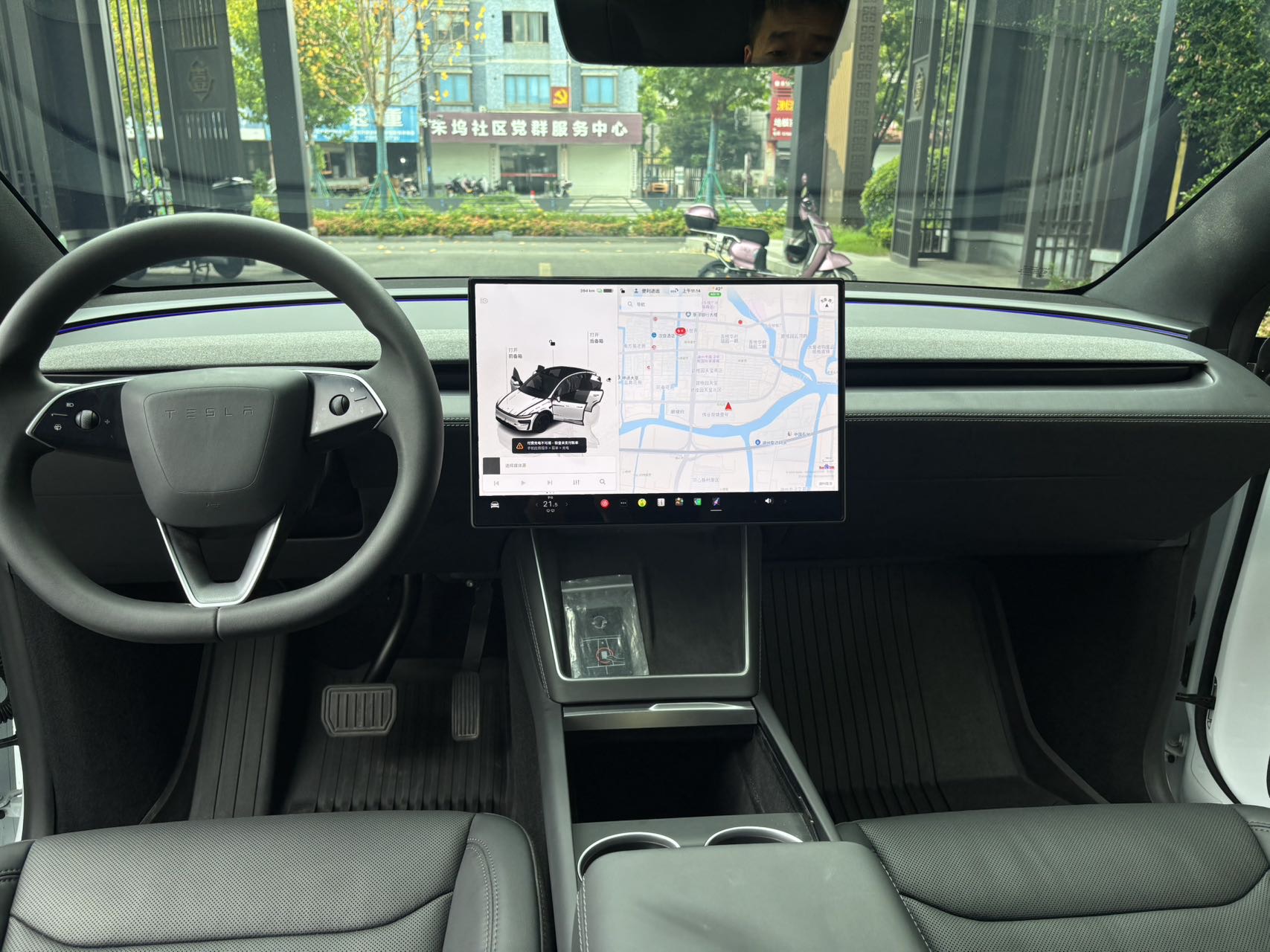 Tesla Model Y 2026 car image #9