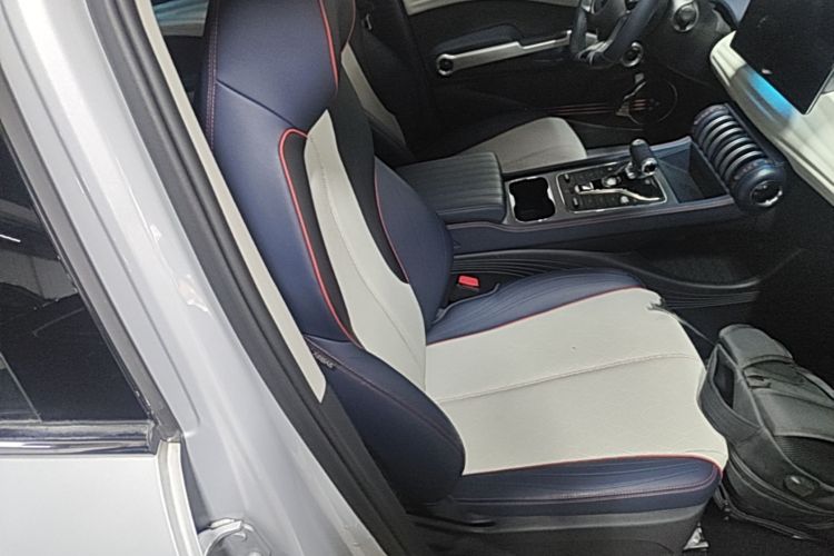 BYD Yuan Plus 2022 immagine di auto #24