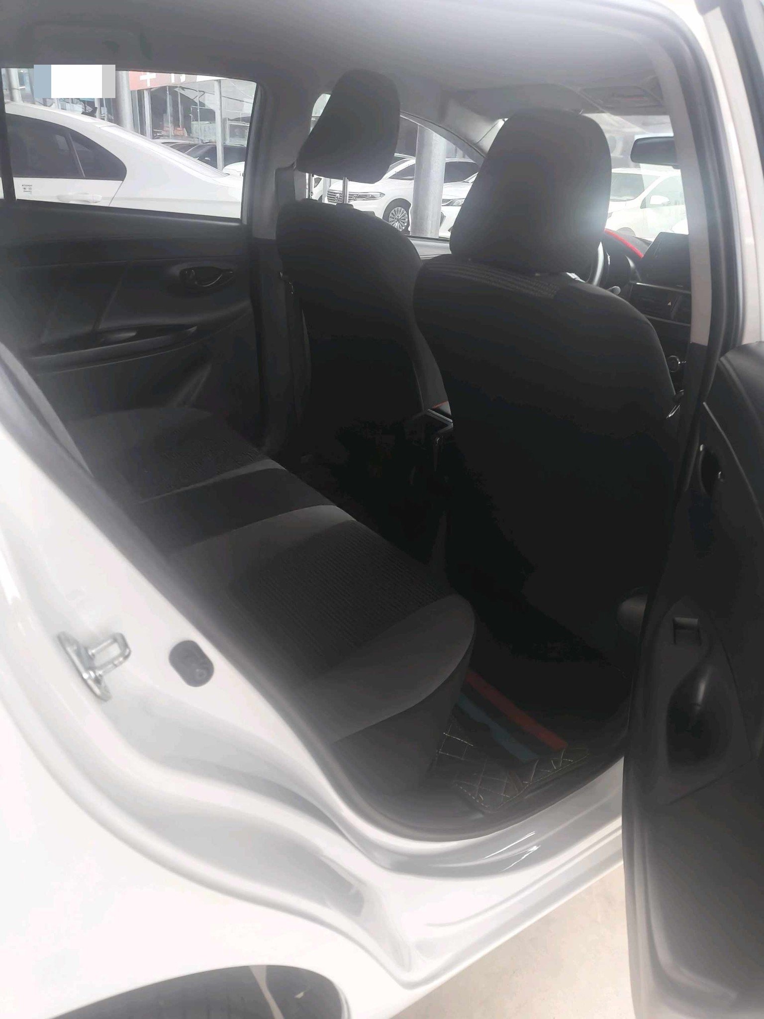 Toyota Vios FS 2023 image de voiture #9