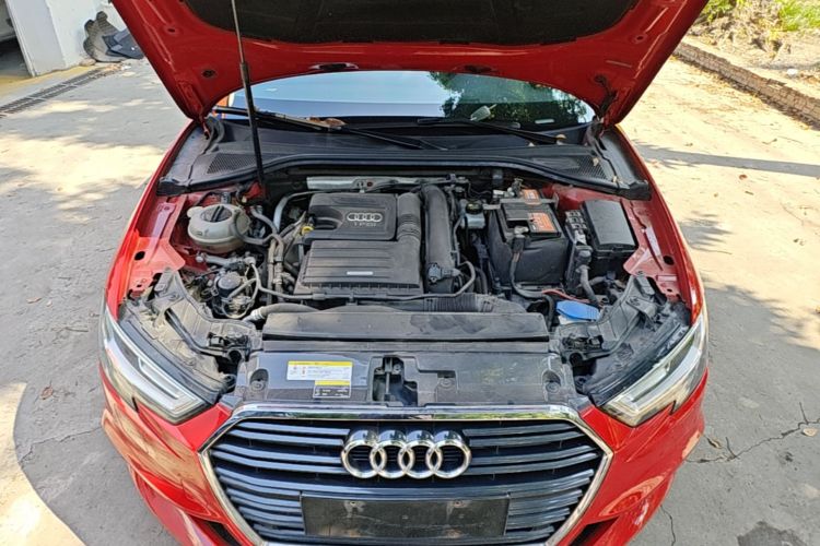 Audi A3 2019 immagine di auto #20