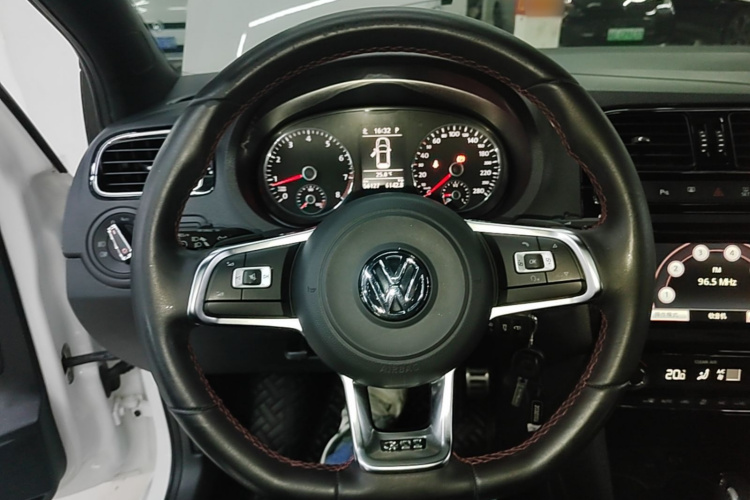 Volkswagen Polo 2019 #11 Volkswagen Polo 2019 car image #11