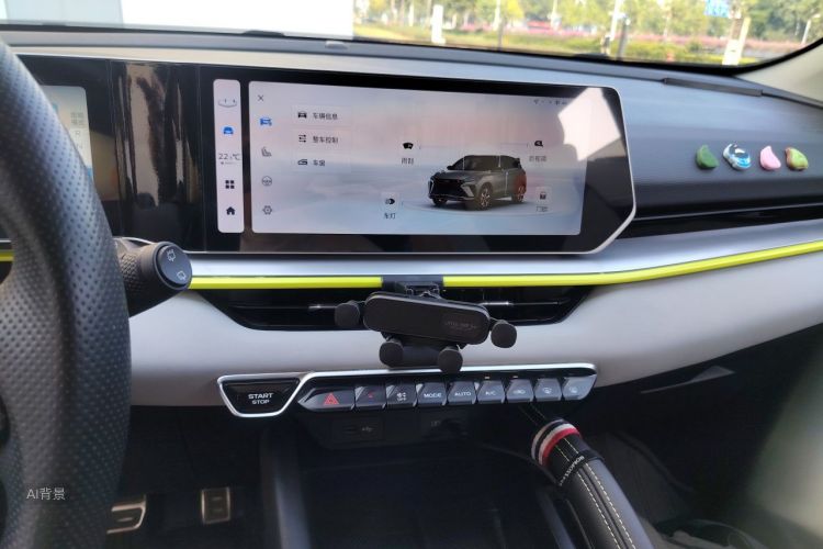 GEELY Coolray 2022 #15 GEELY Coolray 2022 car image #15