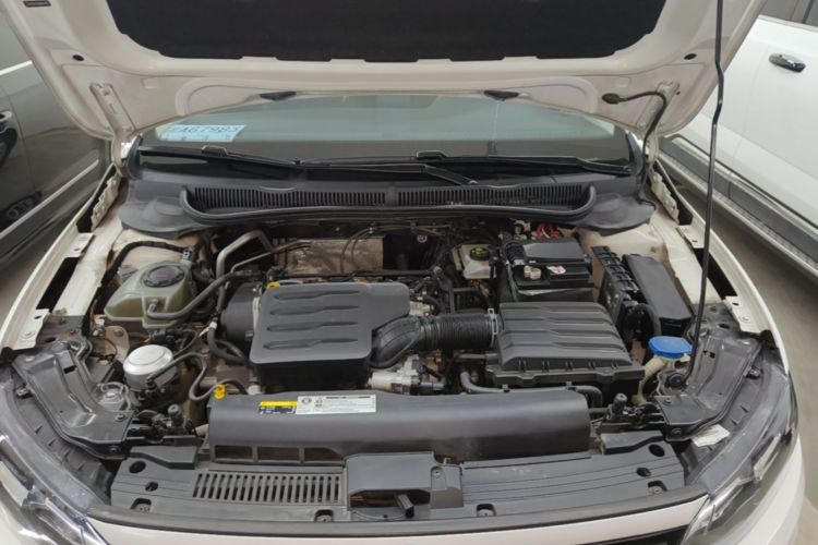 Volkswagen Polo 2021 car image #20