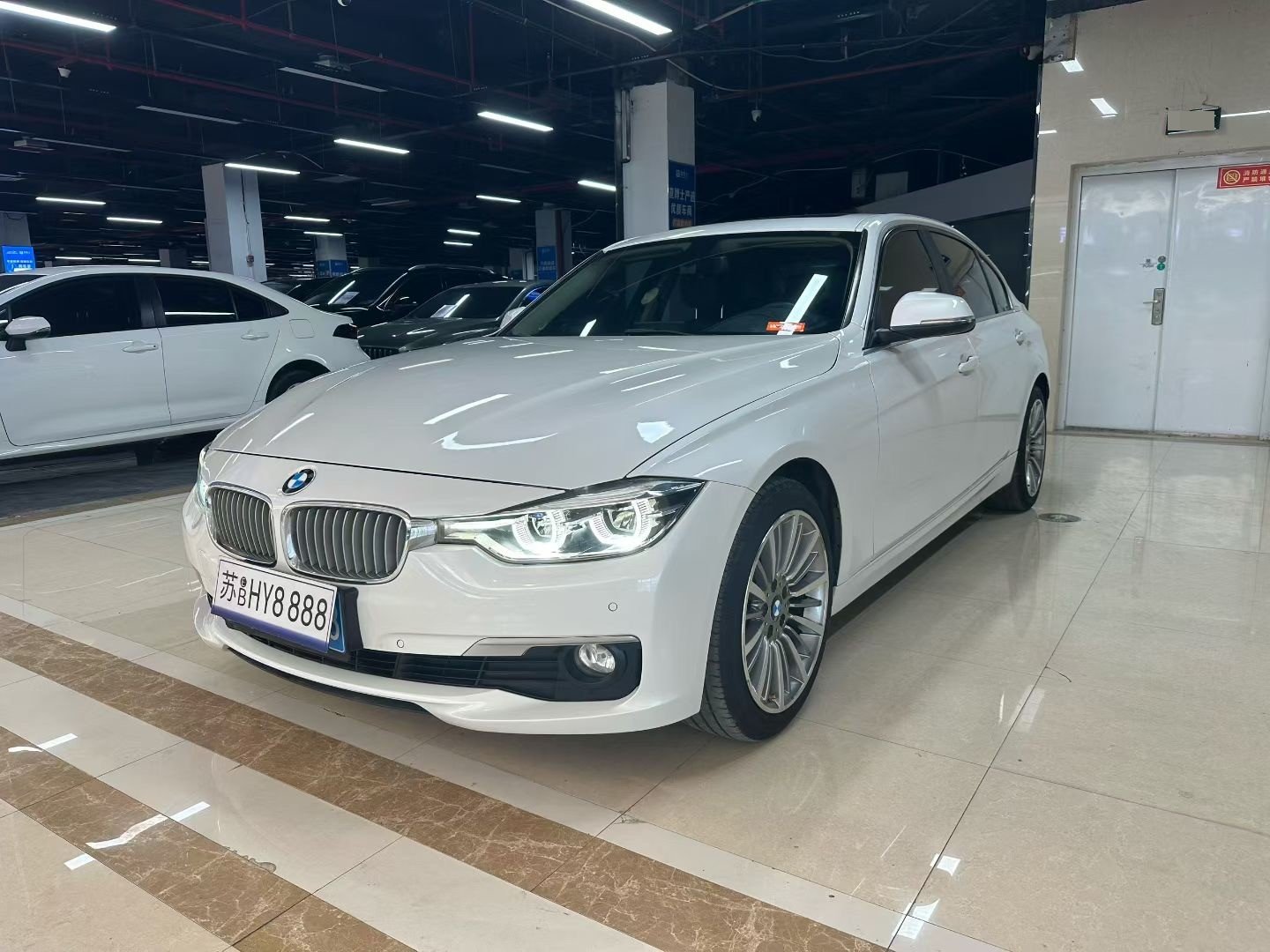 2018 2018 car image
