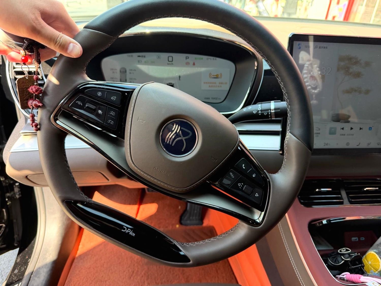 BYD Han 2025 #5 BYD Han 2025 صورة سيارة #5