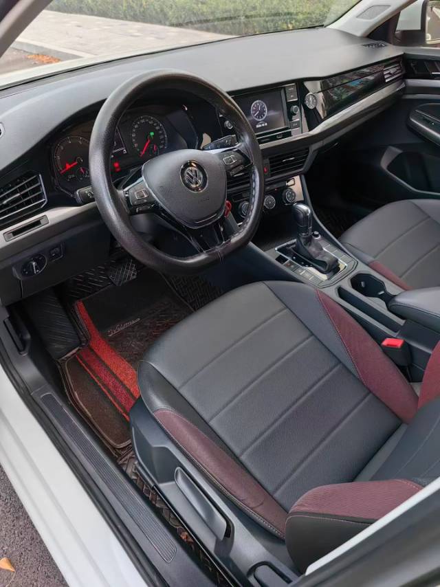 Volkswagen Bora 2021 imagen de coche #6
