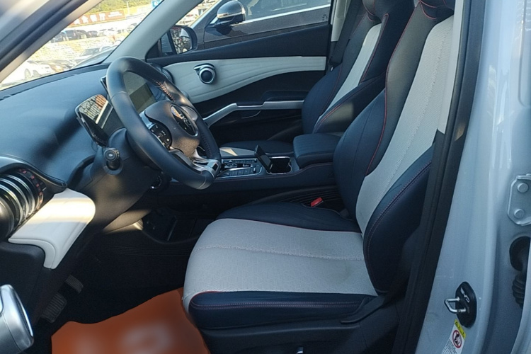 BYD Yuan Plus 2022 #15 BYD Yuan Plus 2022 car image #15