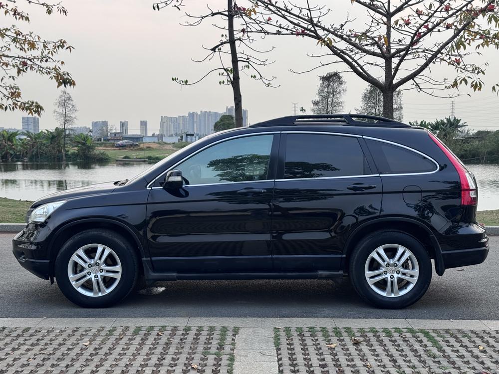 Honda CR-V 2010 car image #4