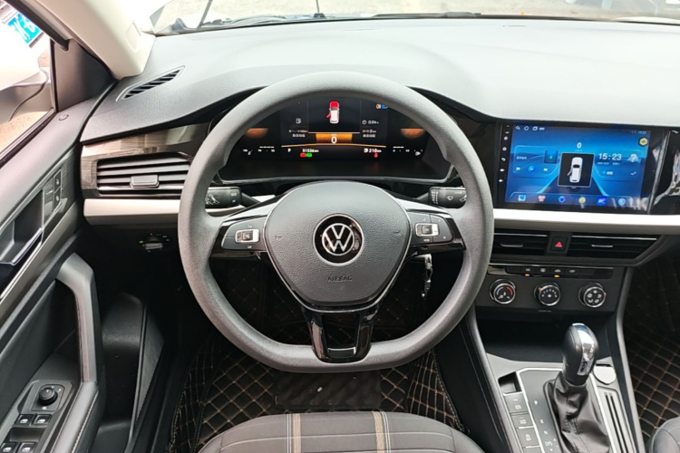 Volkswagen Lavida 2024 car image #11