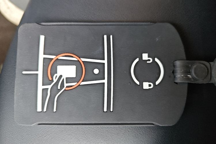 MI SU7 2025 car image #14
