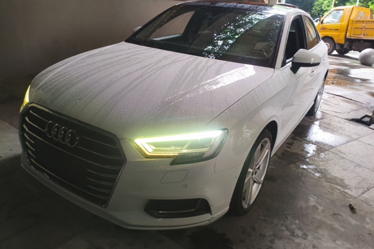Audi A3 2019 #2 Audi A3 2019 صورة سيارة #2