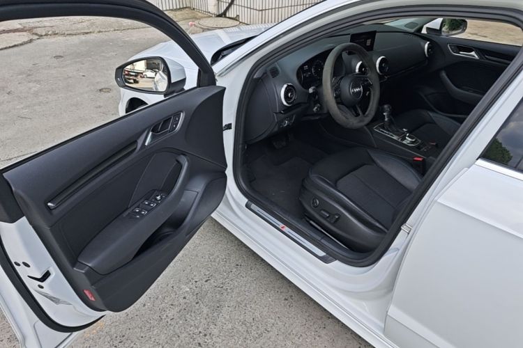 Audi A3 2020 car image #16