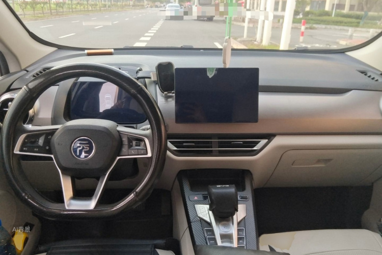 BYD Yuan Pro 2023 #11 BYD Yuan Pro 2023 صورة سيارة #11