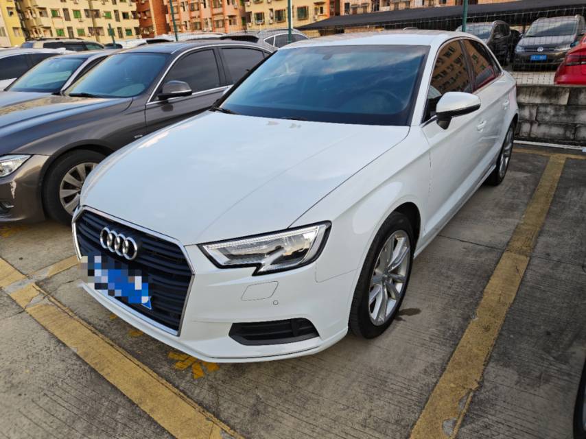 Audi A3 2018 car image 