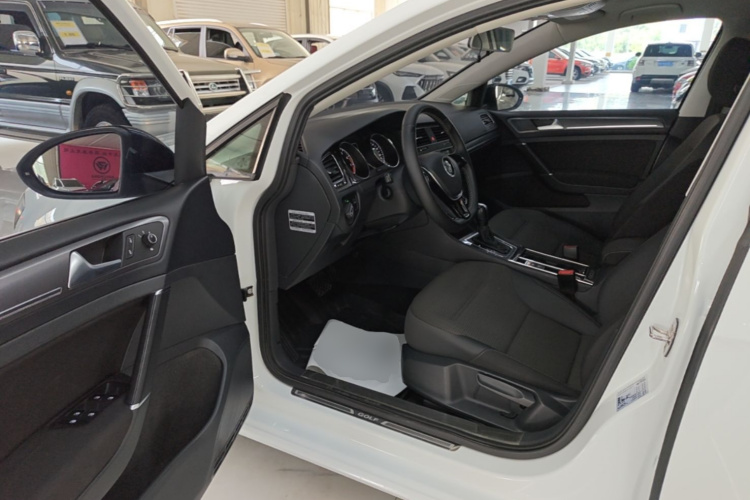 Volkswagen Golf 2017 #16 Volkswagen Golf 2017 car image #16
