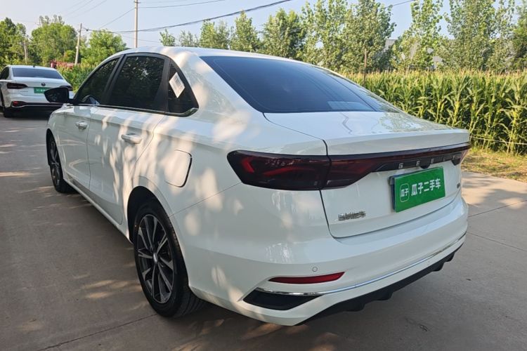 GEELY Emgrand 2025 #5 GEELY Emgrand 2025 car image #5