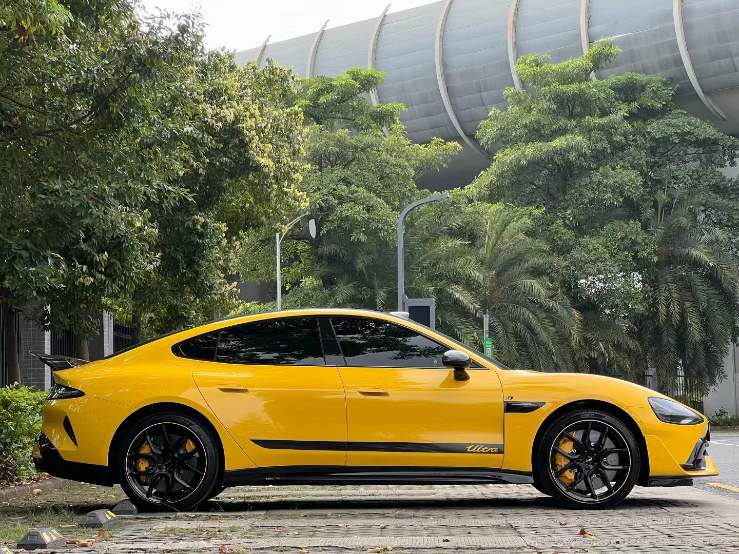 MI SU7 Ultra 2025 car image #4