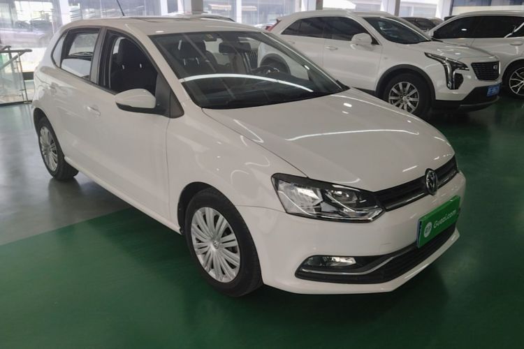 Volkswagen Polo 2019 car image #4