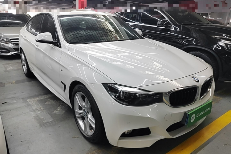 BMW 3 Series GT 2019 #4 BMW 3 Series GT 2019 car image #4