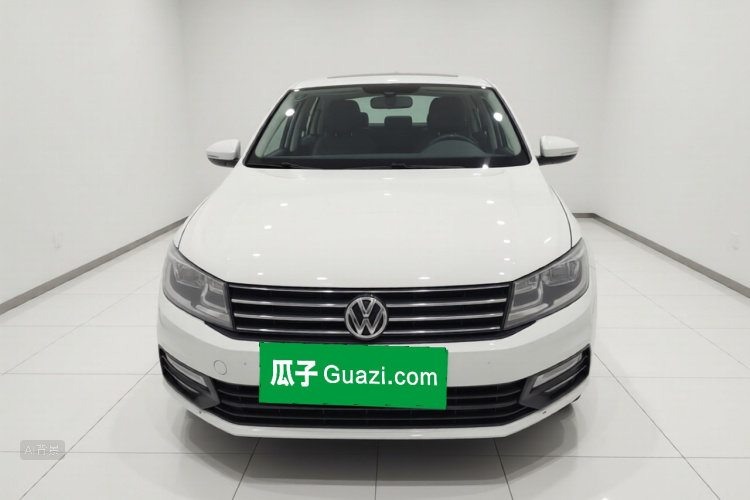 Volkswagen Santana 2016 car image #3